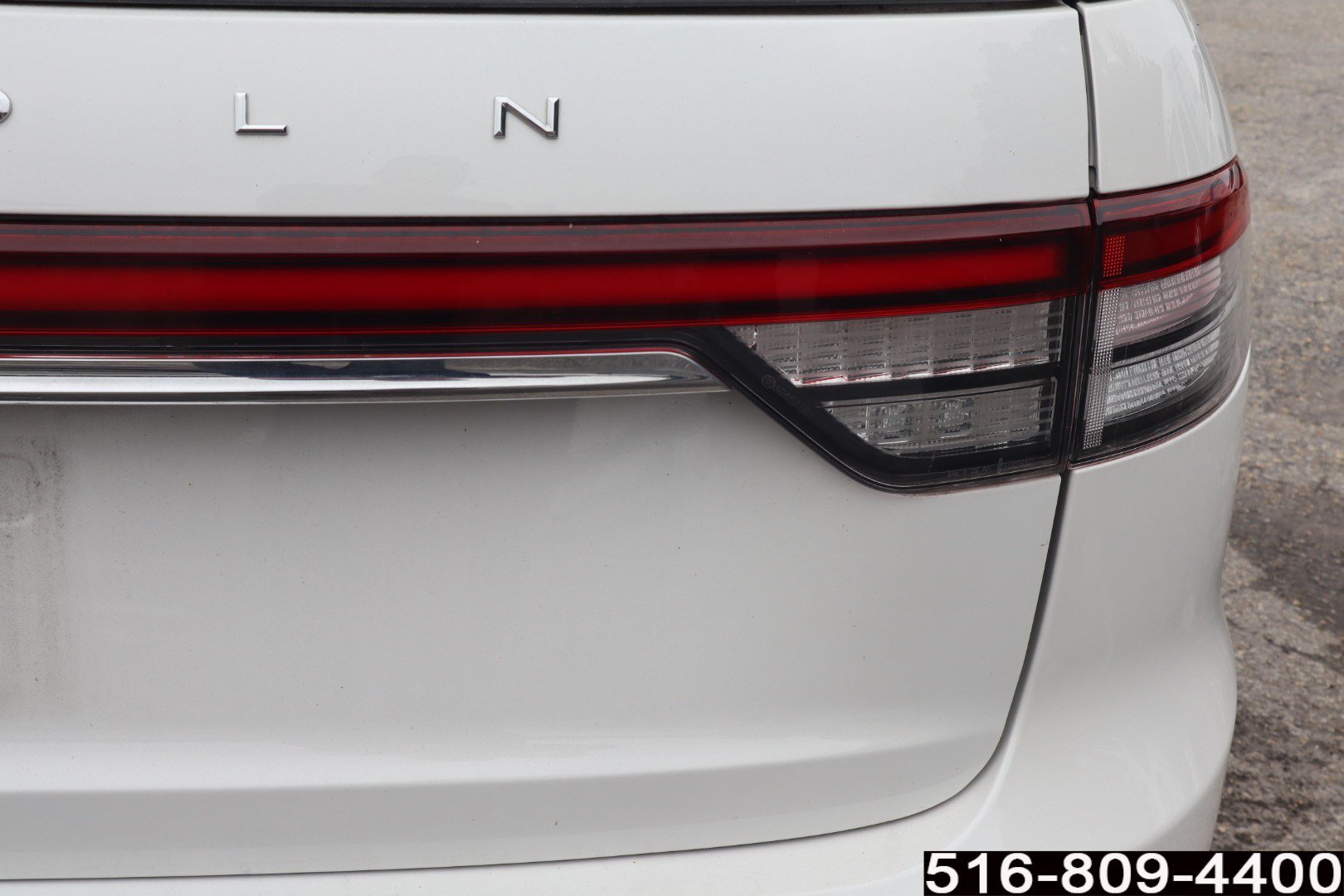 Used 2022 Lincoln Aviator AWD w/ Premium Package image 33