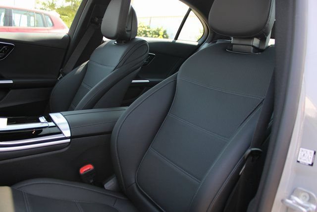 New 2025 Mercedes-Benz C 300 4MATIC Sedan image 27