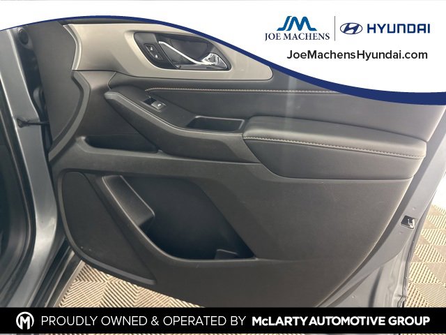 Used 2020 Chevrolet Traverse LS image 28