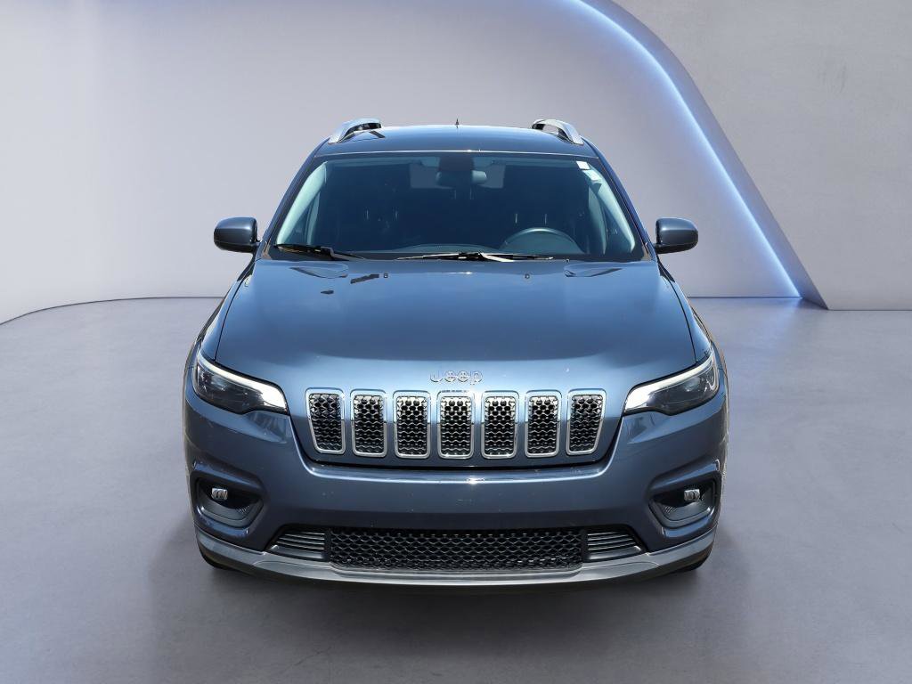 Used 2019 Jeep Cherokee Latitude w/ Cold Weather Group FWD image 9