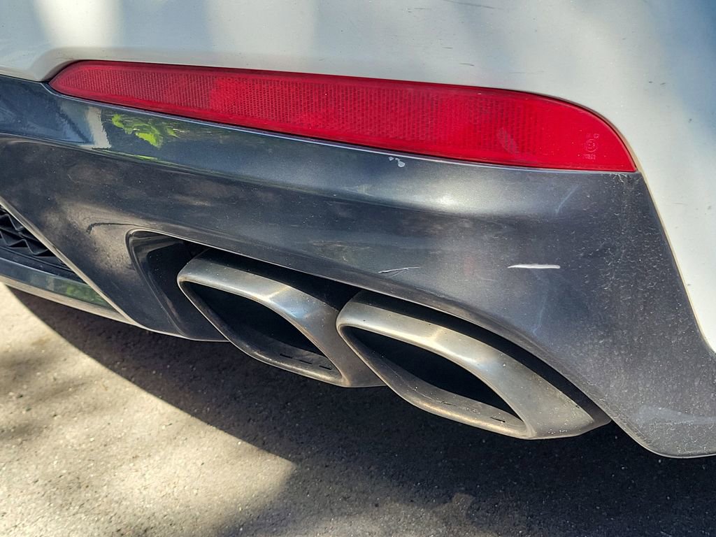 Used 2021 Genesis G70 2.0T w/ Elite Package AWD/4WD image 9