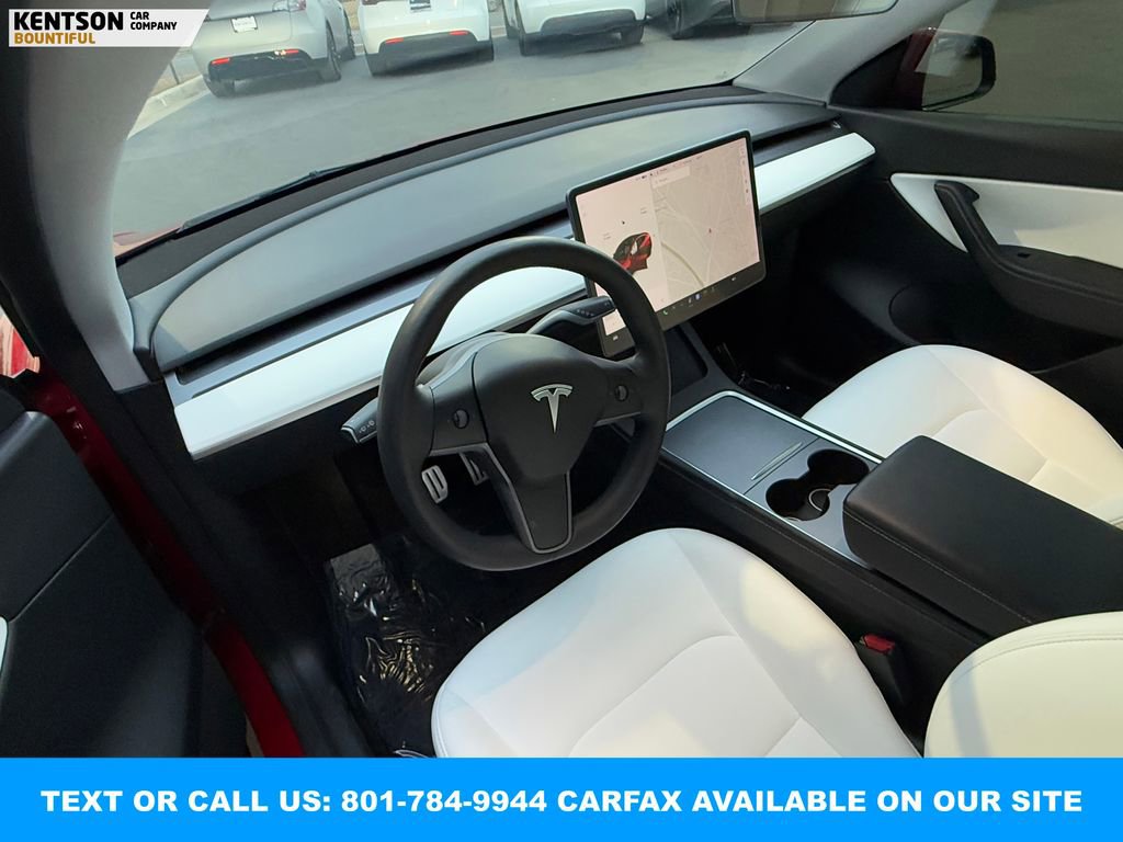 Used 2022 Tesla Model Y Performance image 28