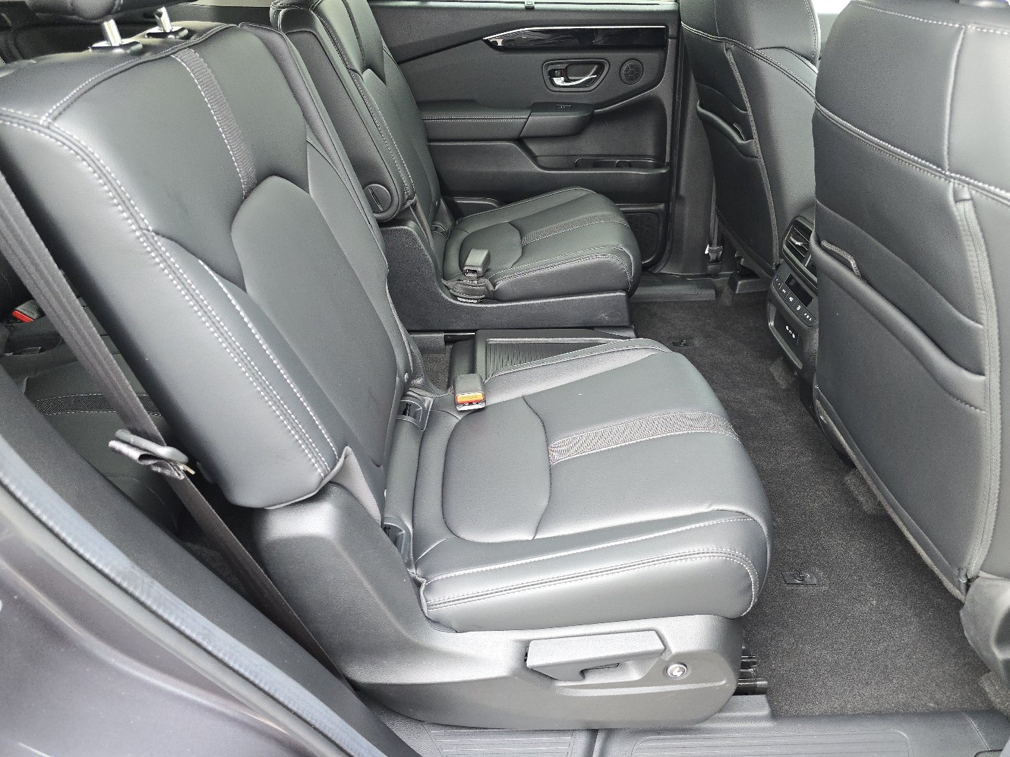Used 2024 Honda Pilot EX-L image 22