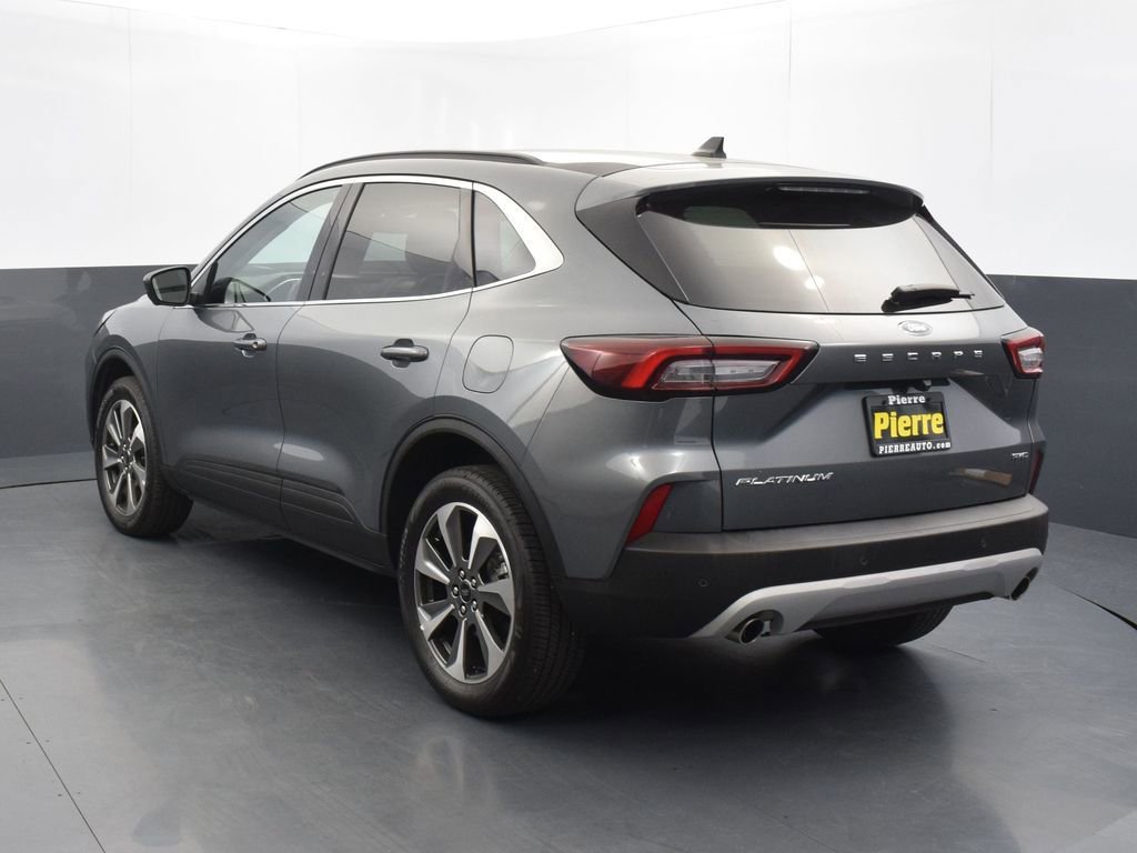 Used 2024 Ford Escape Platinum image 2