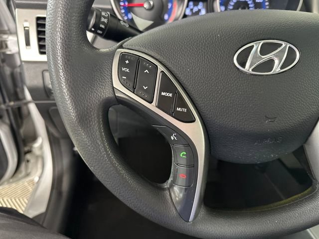 Used 2017 Hyundai Elantra GT image 14