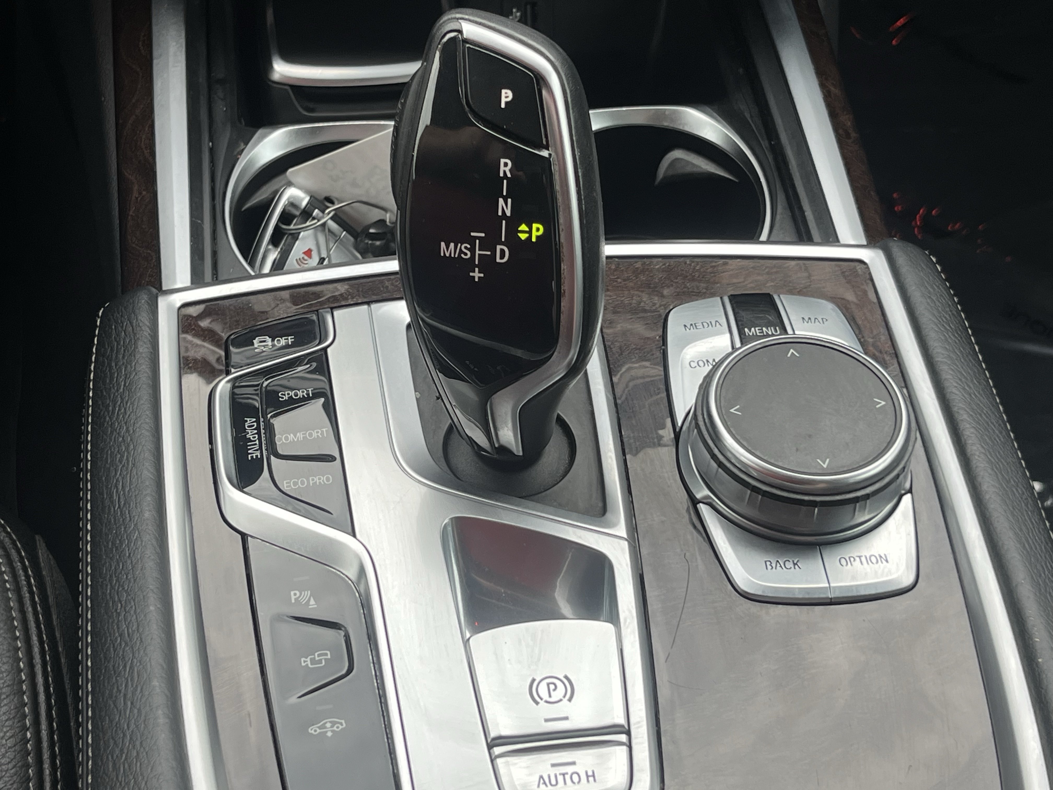 Used 2018 BMW 740i RWD image 22