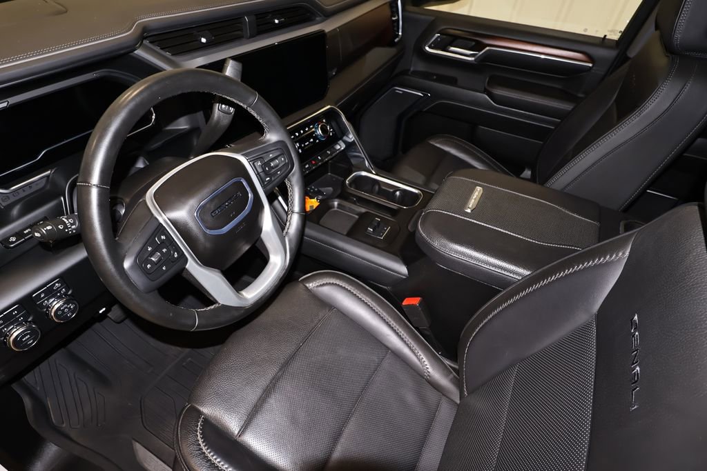 Used 2024 GMC Sierra 2500 Denali w/ Denali Reserve Package image 38