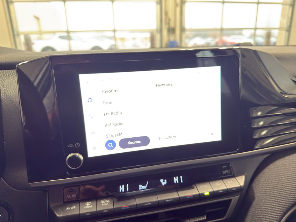 Used 2025 Toyota Camry LE image 13