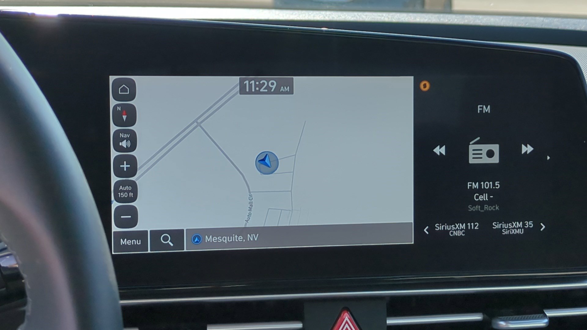 Used 2025 Hyundai Elantra Limited image 23