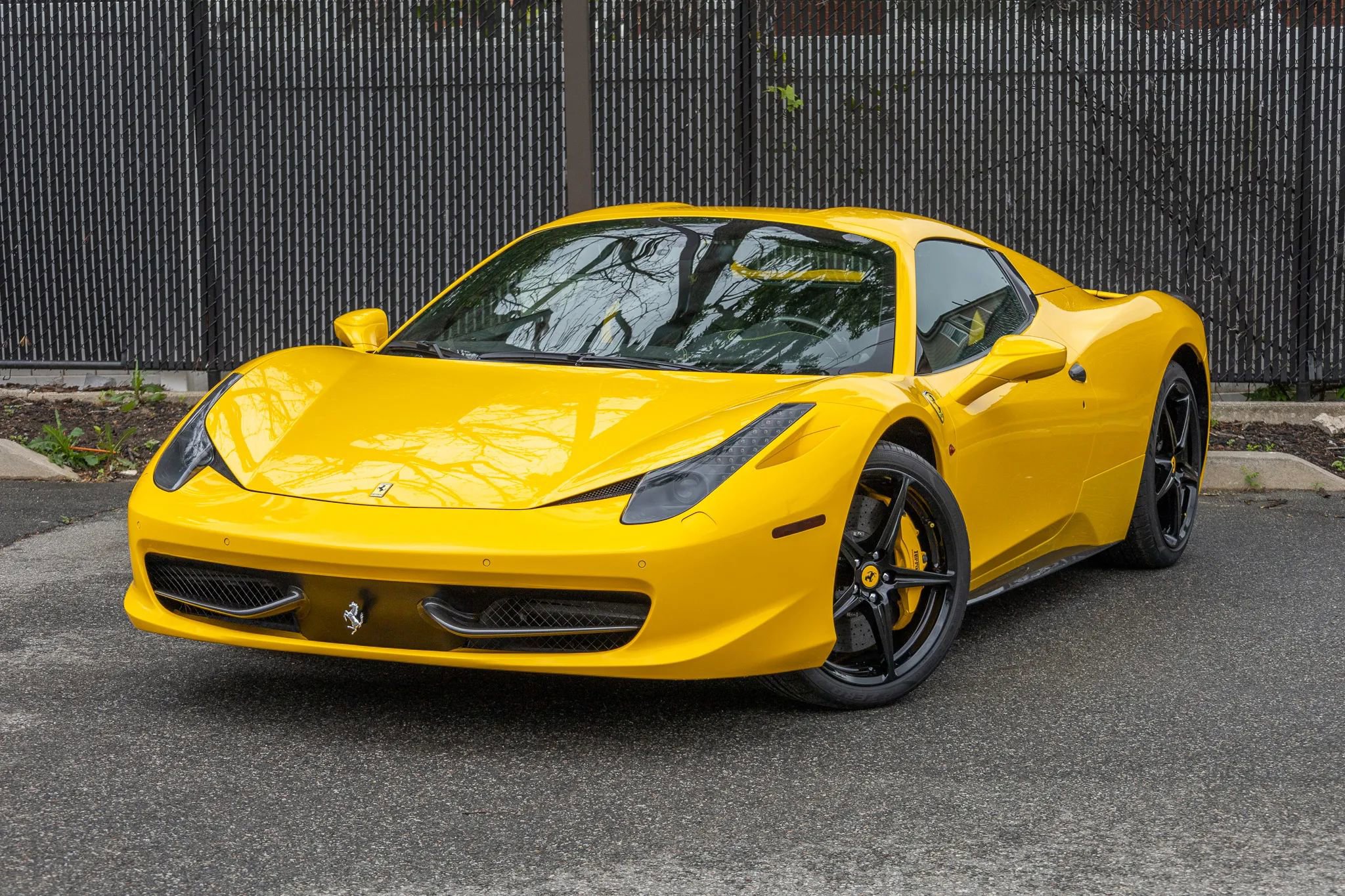 Used 2013 Ferrari 458 Spider RWD image 8