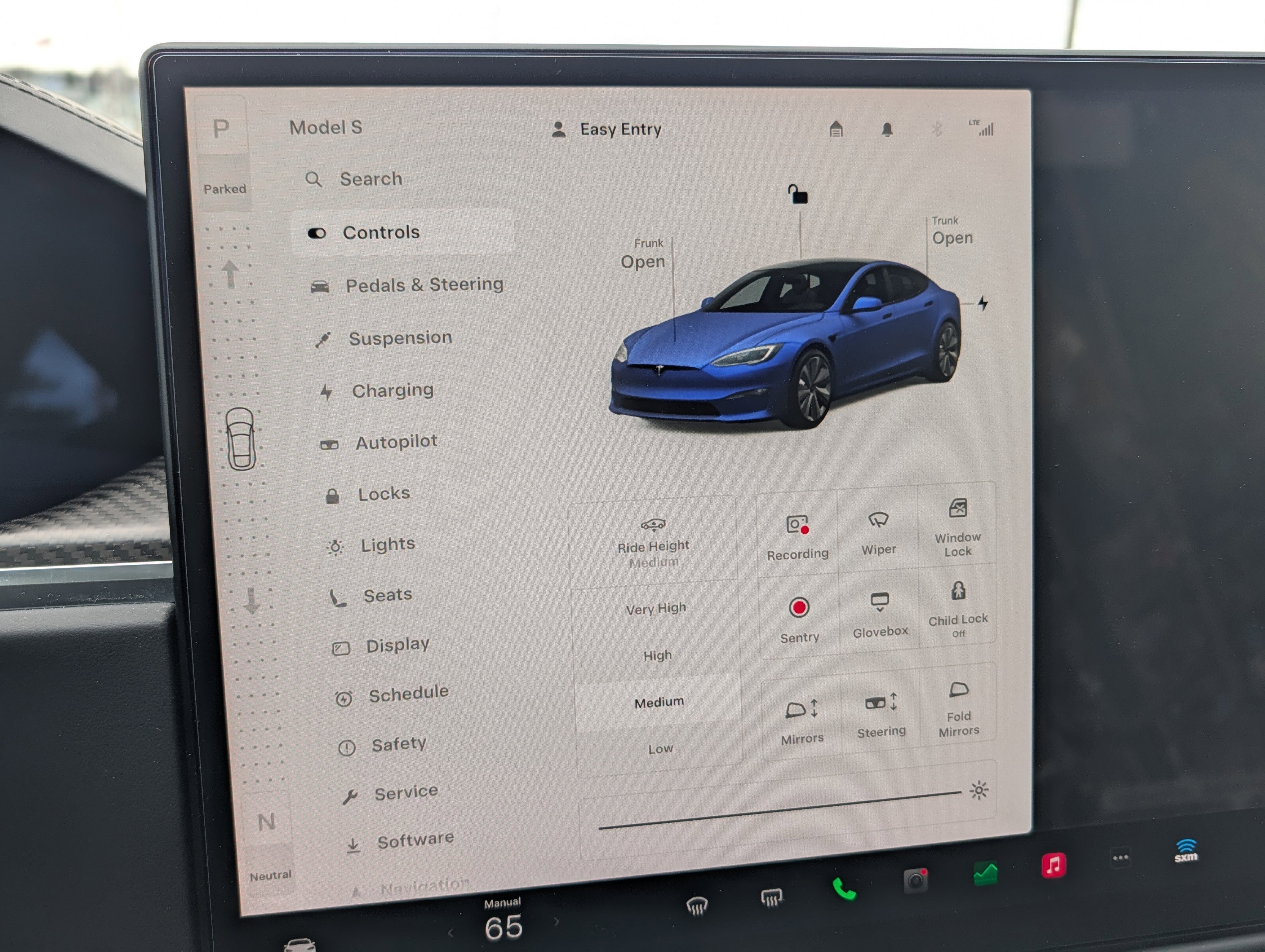 Used 2022 Tesla Model S Plaid image 31