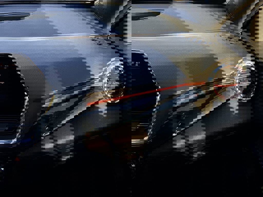 Certified 2024 Chevrolet Trax RS w/ Sunroof Package image 17