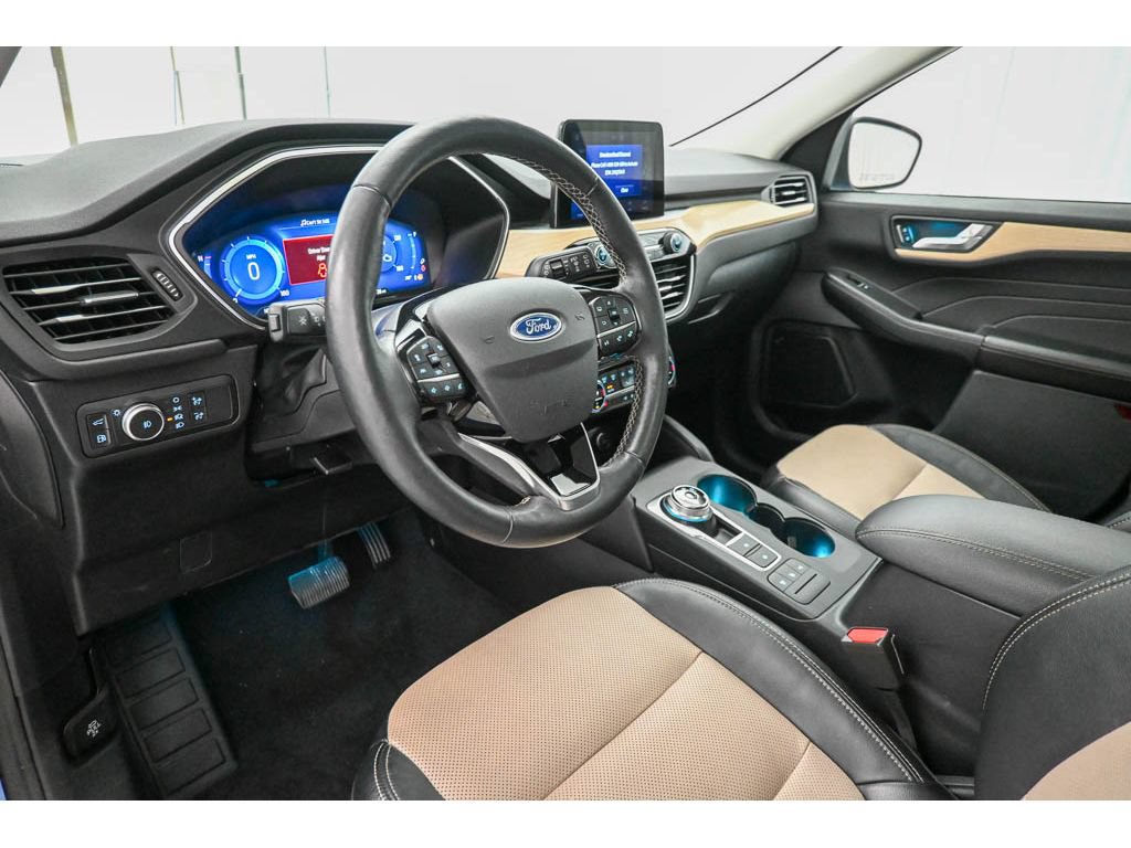 Used 2021 Ford Escape Titanium w/ Titanium Elite Package AWD/4WD image 33