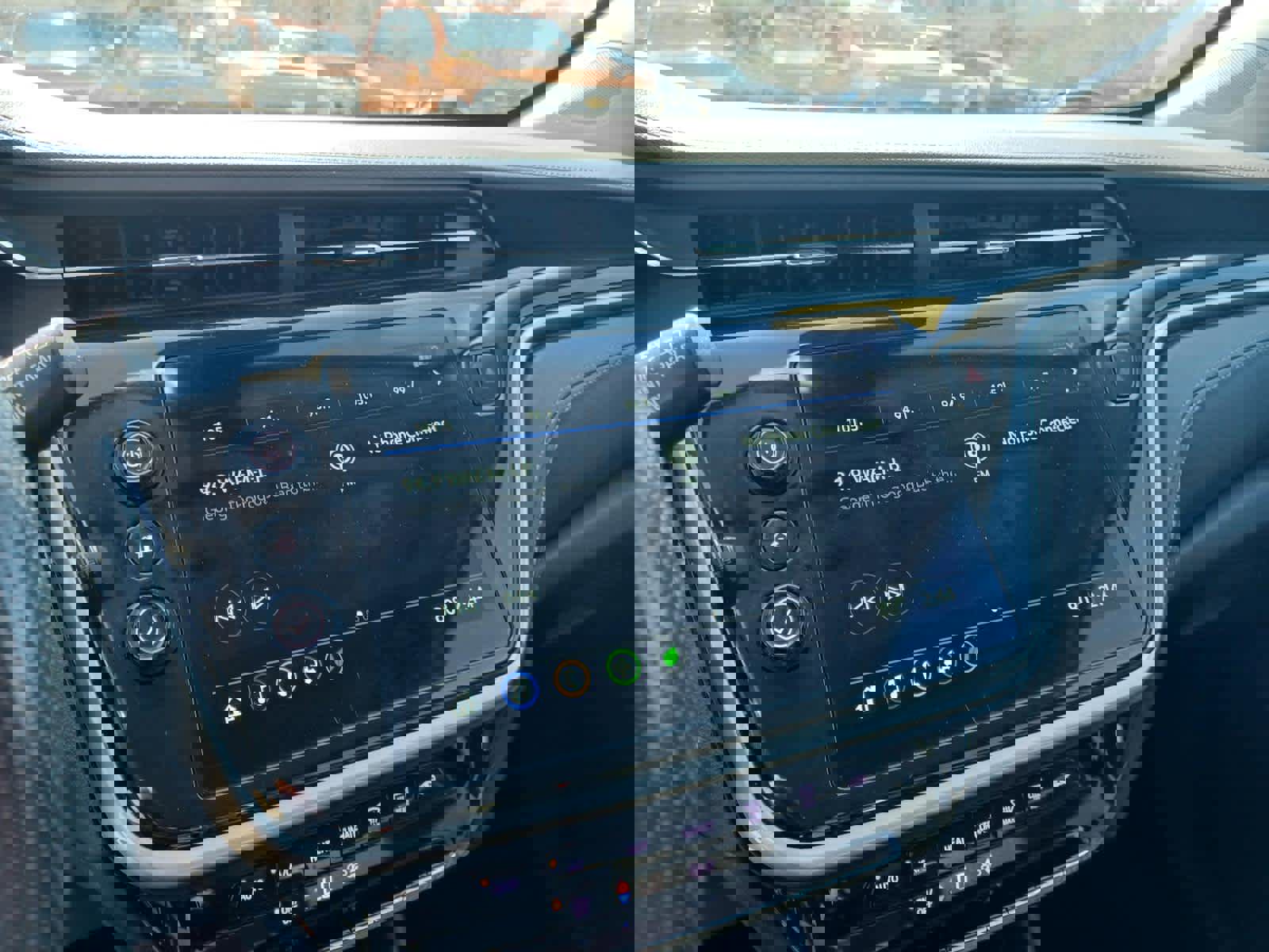 Used 2023 Chevrolet Bolt EUV LT image 13