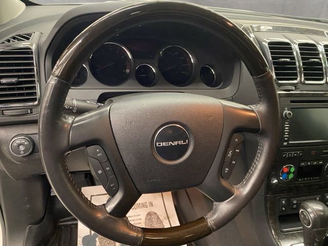 Used 2011 GMC Acadia Denali image 16