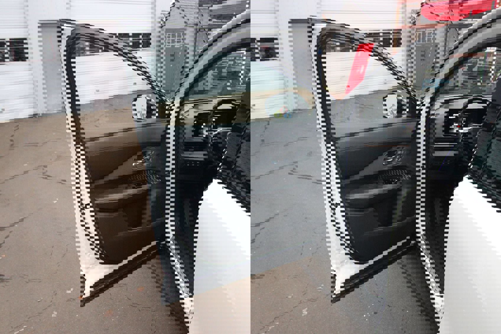 Used 2023 Nissan Ariya FWD image 8