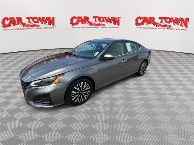 Used 2023 Nissan Altima 2.5 SV image 4