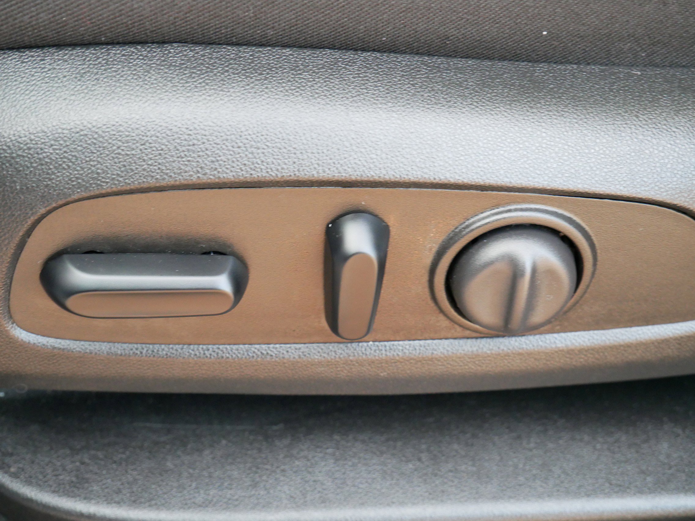 Used 2023 Chevrolet Equinox LT image 16