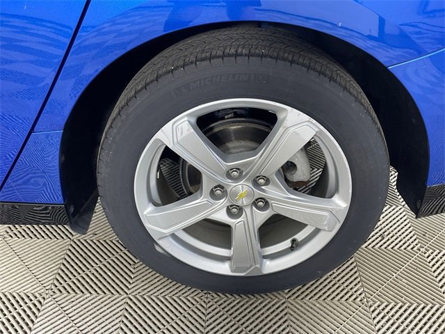 Used 2017 Chevrolet Volt LT w/ Comfort Package image 14