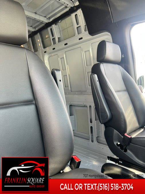 Used 2023 Mercedes-Benz Sprinter 2500 w/ Acoustic Package image 45
