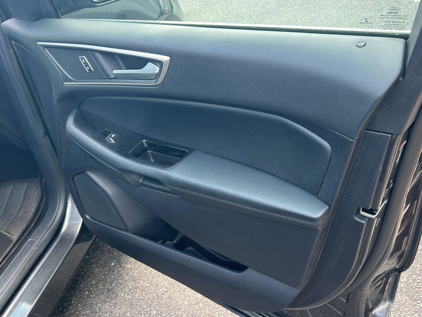 Used 2019 Ford Edge SEL w/ Equipment Group 201A image 14