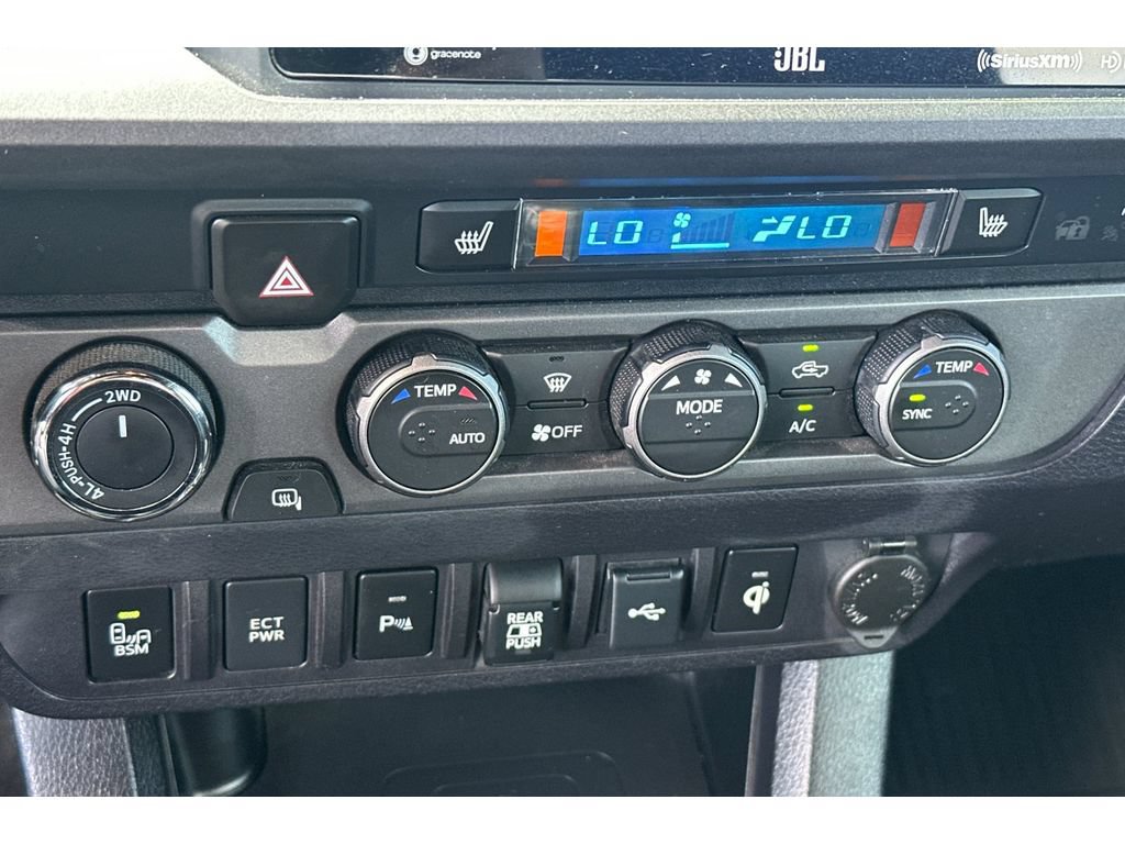 Used 2020 Toyota Tacoma TRD Off-Road w/ TRD Premium Off Road Package AWD/4WD image 23