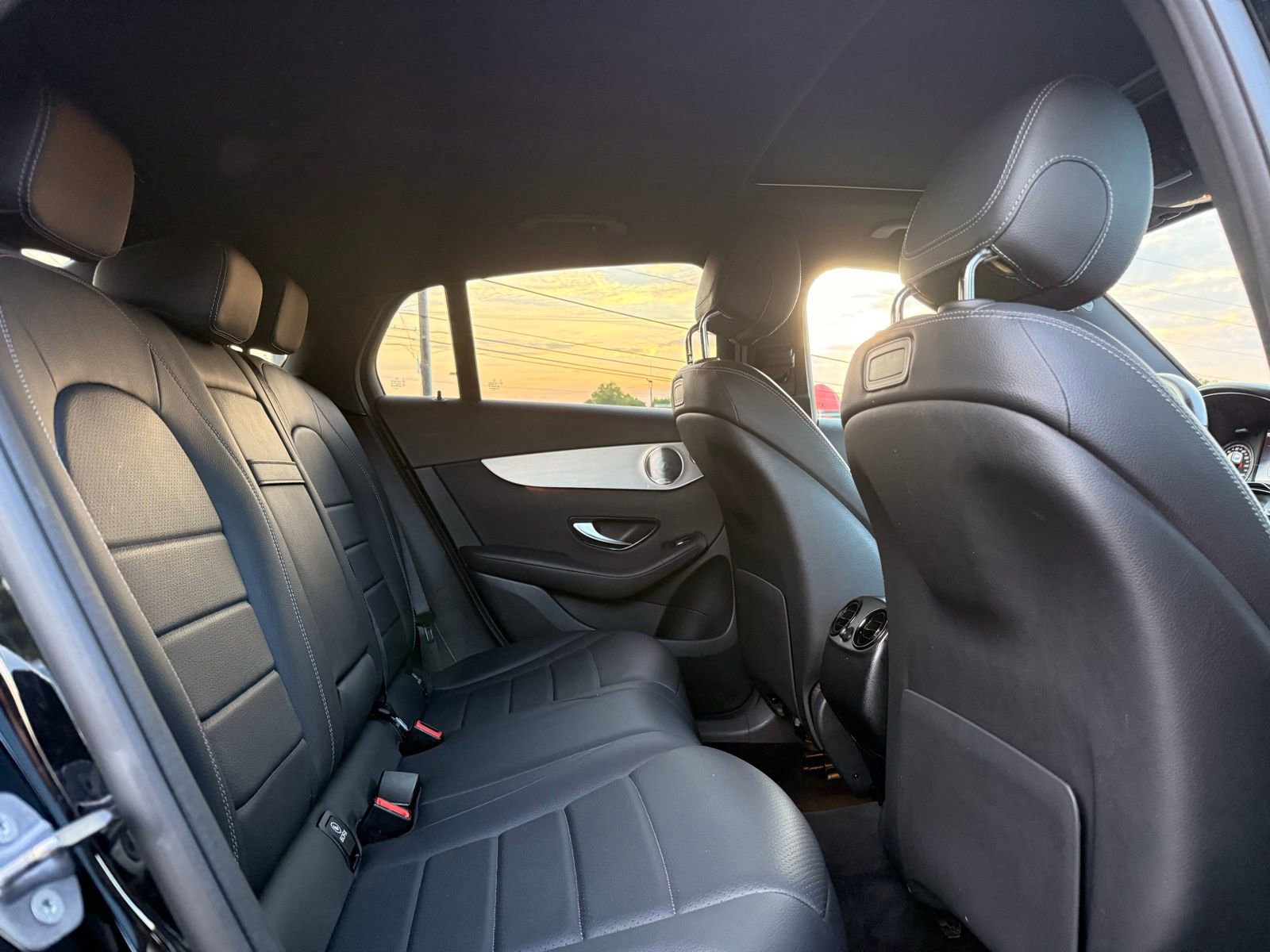 Used 2019 Mercedes-Benz GLC 300 4MATIC Coupe image 29