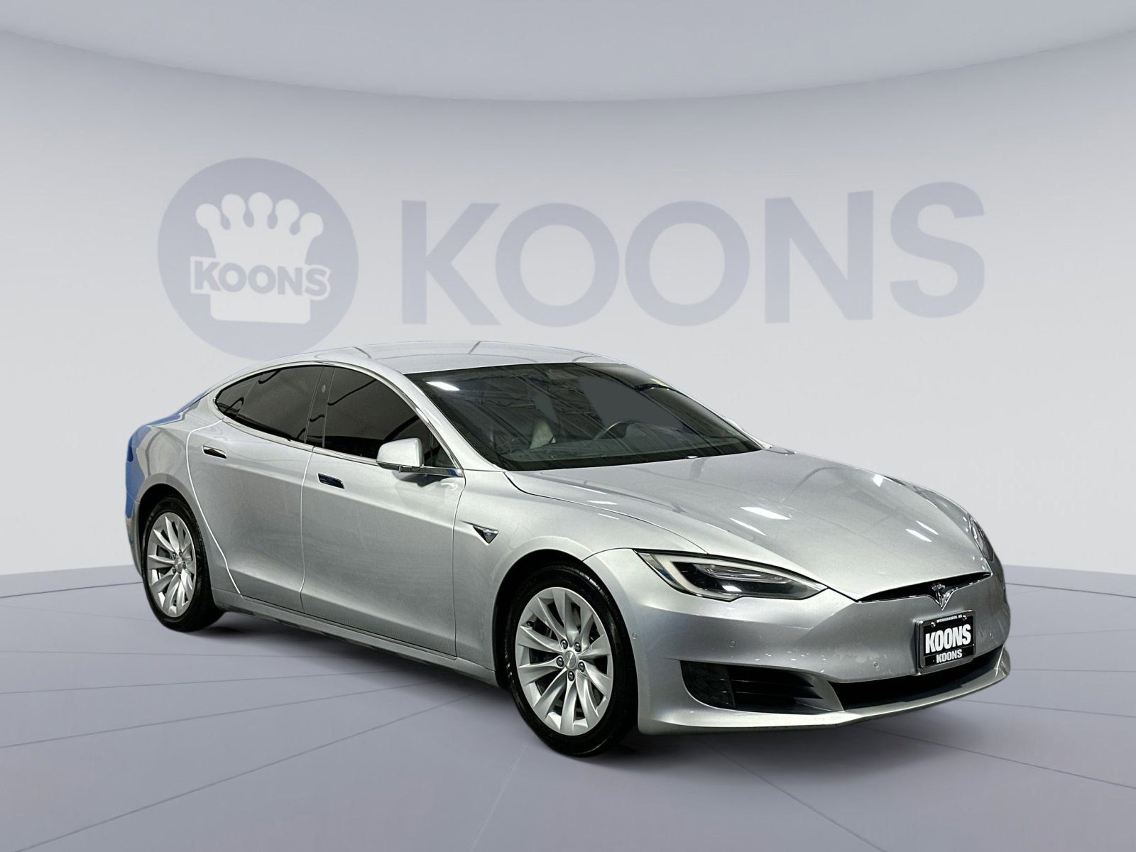Used 2016 Tesla Model S 70 image 10