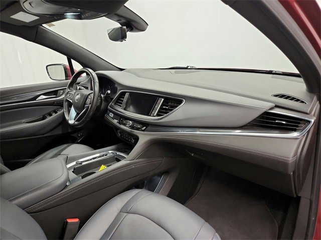 Used 2024 Buick Enclave Premium image 37