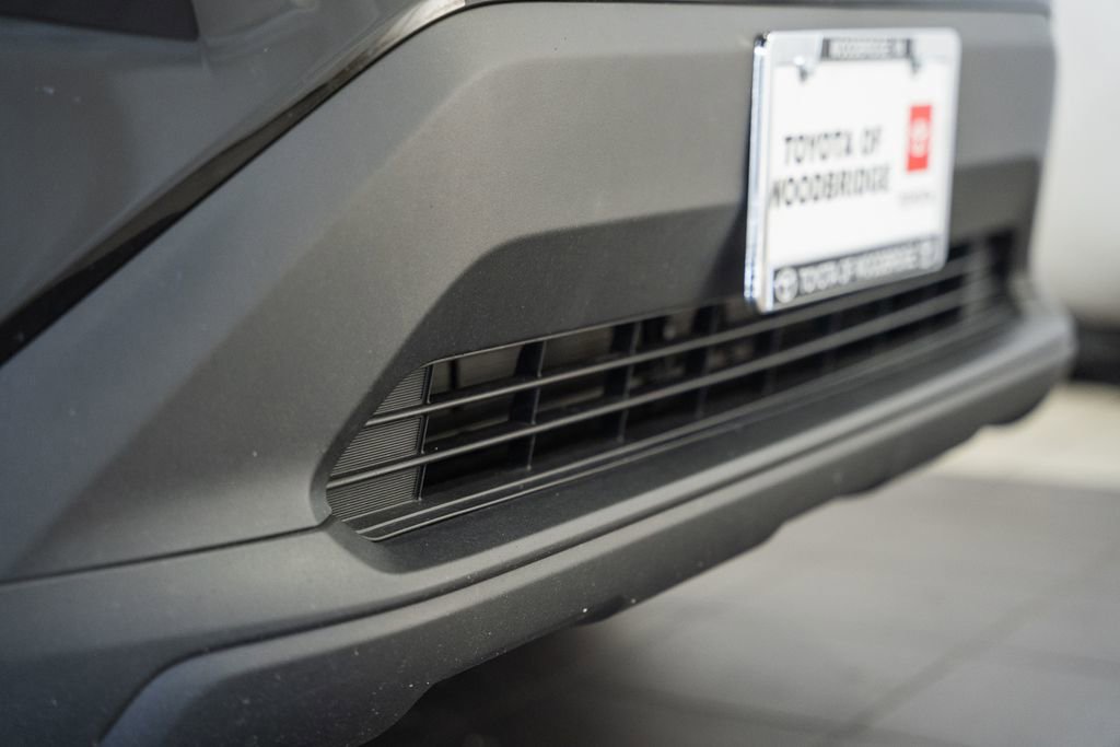 Used 2025 Toyota RAV4 XLE image 13