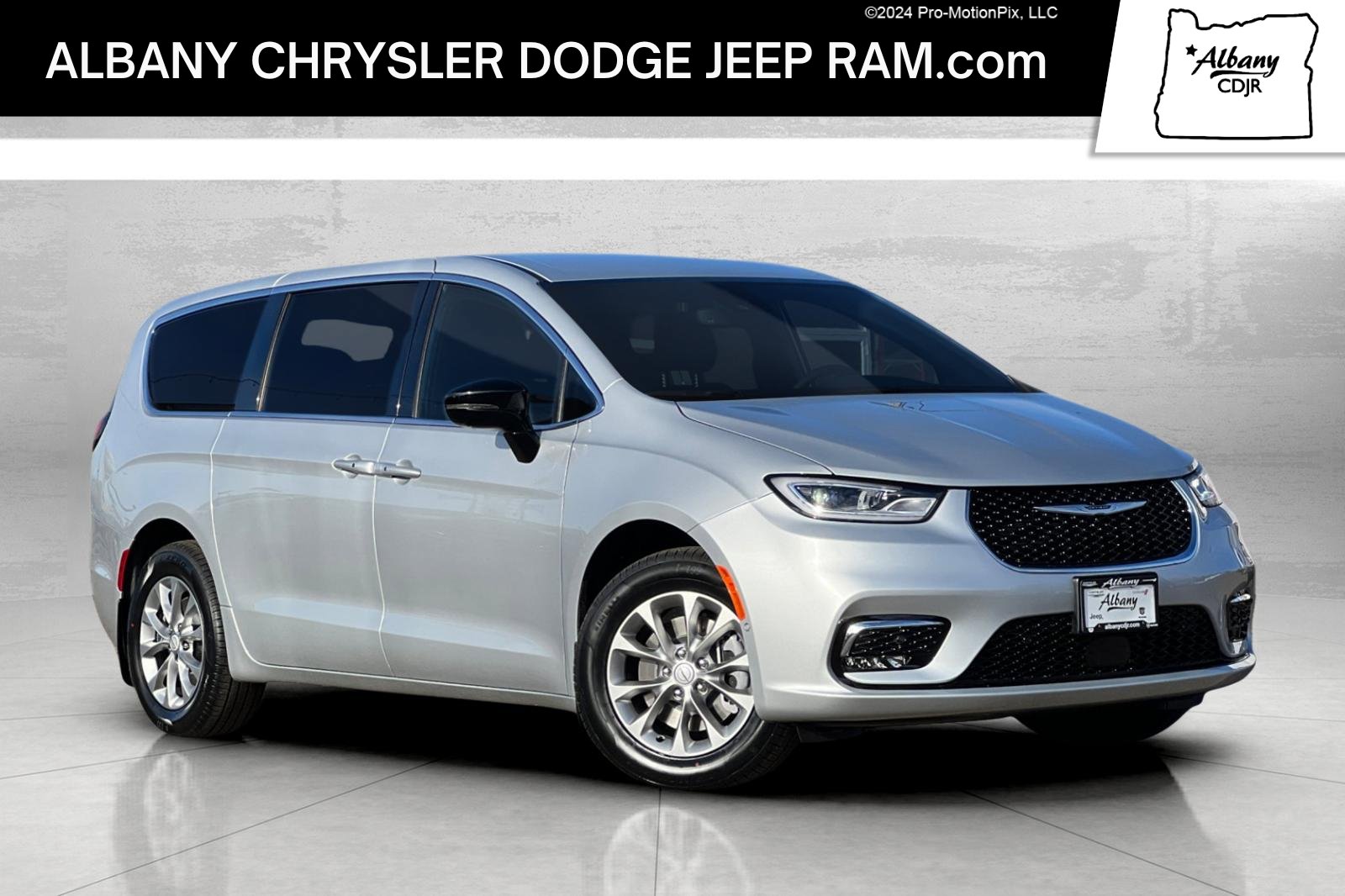 New 2026 Chrysler Pacifica Select