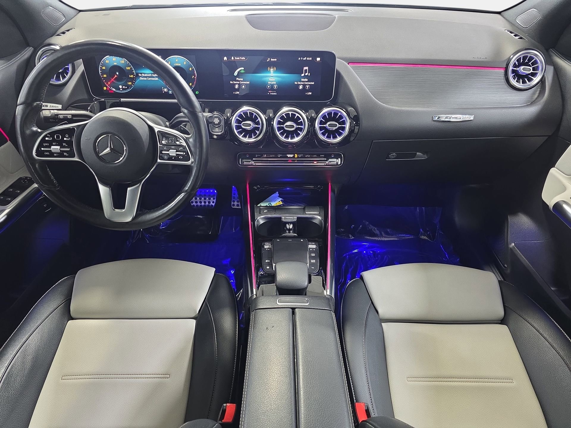 Used 2021 Mercedes-Benz GLA 250 4MATIC w/ AMG Line Exterior image 9