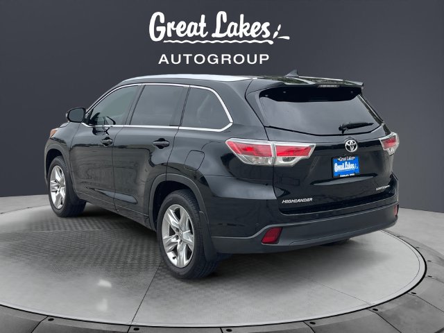 Used 2014 Toyota Highlander Limited Platinum AWD/4WD image 3