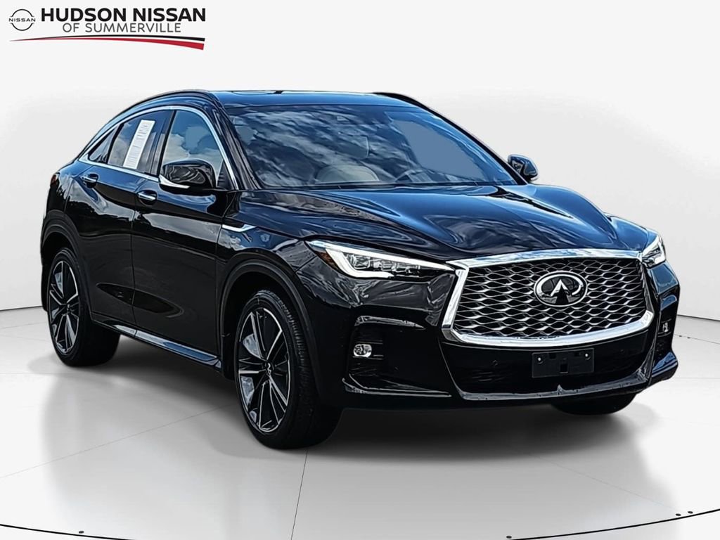 Used 2025 INFINITI QX55 Essential