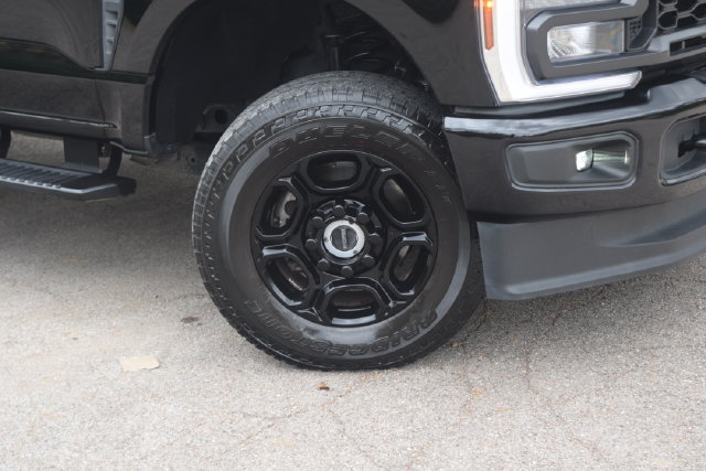 Used 2025 Ford F250 XL w/ STX Appearance Package AWD/4WD image 28