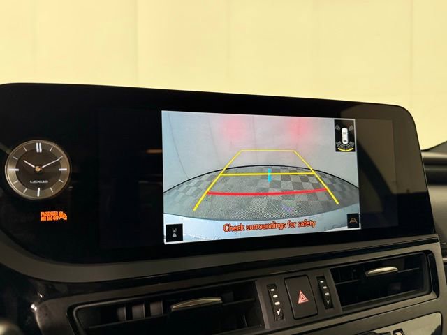 Certified 2025 Lexus ES 300h 300h w/ Premium Package image 19