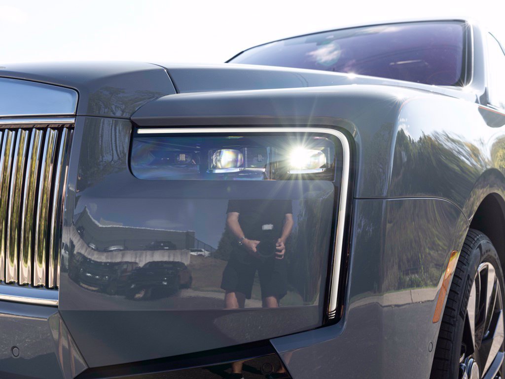 New 2027 Rolls-Royce Cullinan AWD/4WD image 15