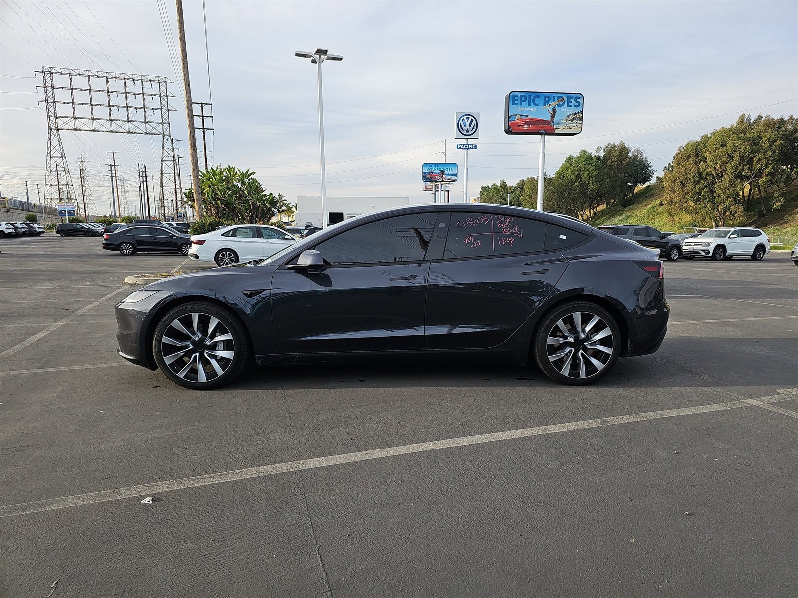 Used 2024 Tesla Model 3 Standard Range image 4