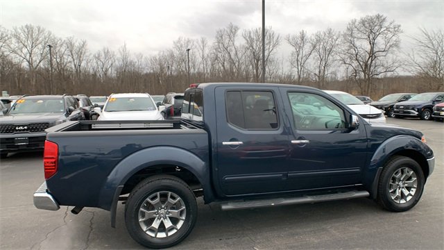 Used 2019 Nissan Frontier SL image 6