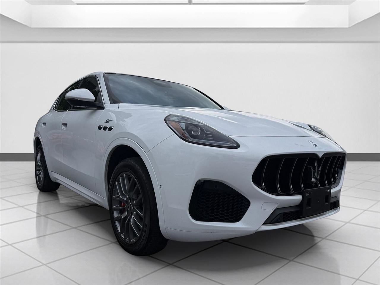 Used 2023 Maserati Grecale GT AWD/4WD image 5