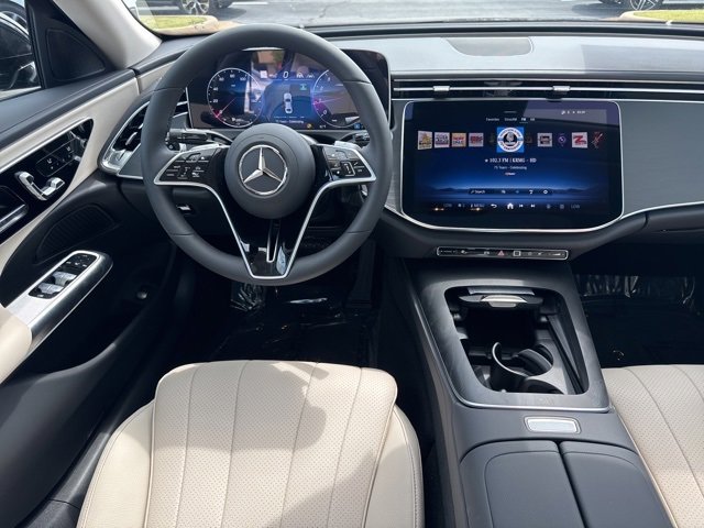 New 2026 Mercedes-Benz E 350 4MATIC Sedan image 10