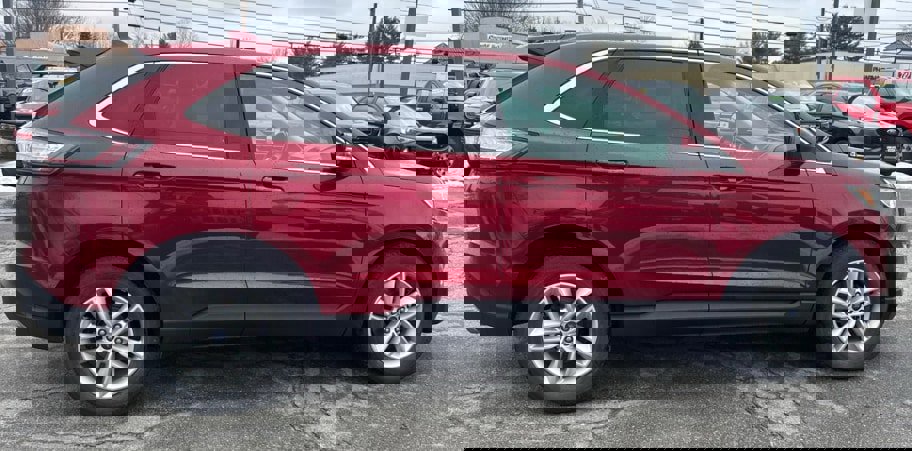Used 2018 Ford Edge SEL w/ Equipment Group 201A image 9
