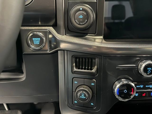 Used 2025 Ford F150 Lariat w/ Equipment Group 501A Mid image 19