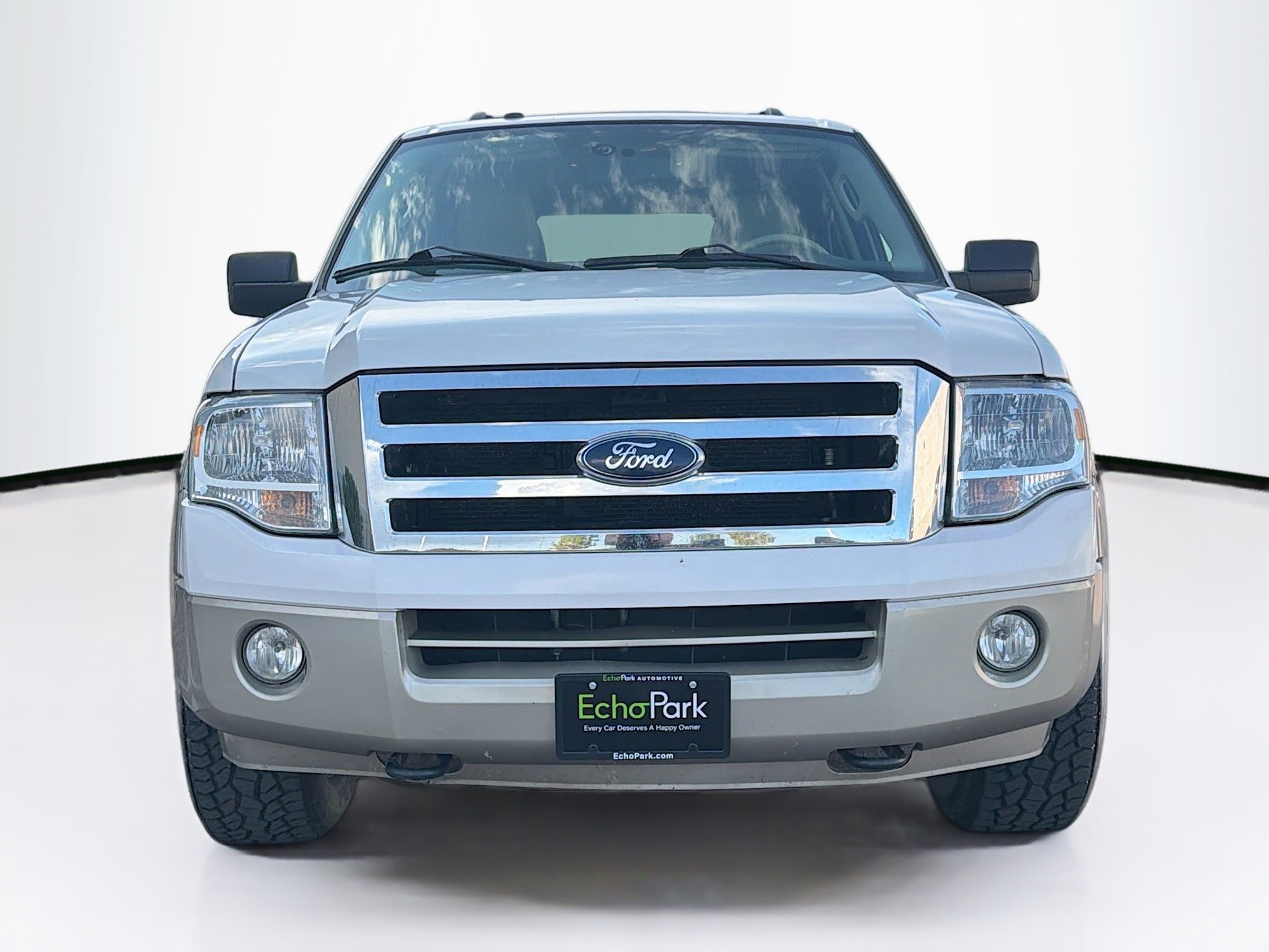 Used 2012 Ford Expedition XLT AWD/4WD image 2