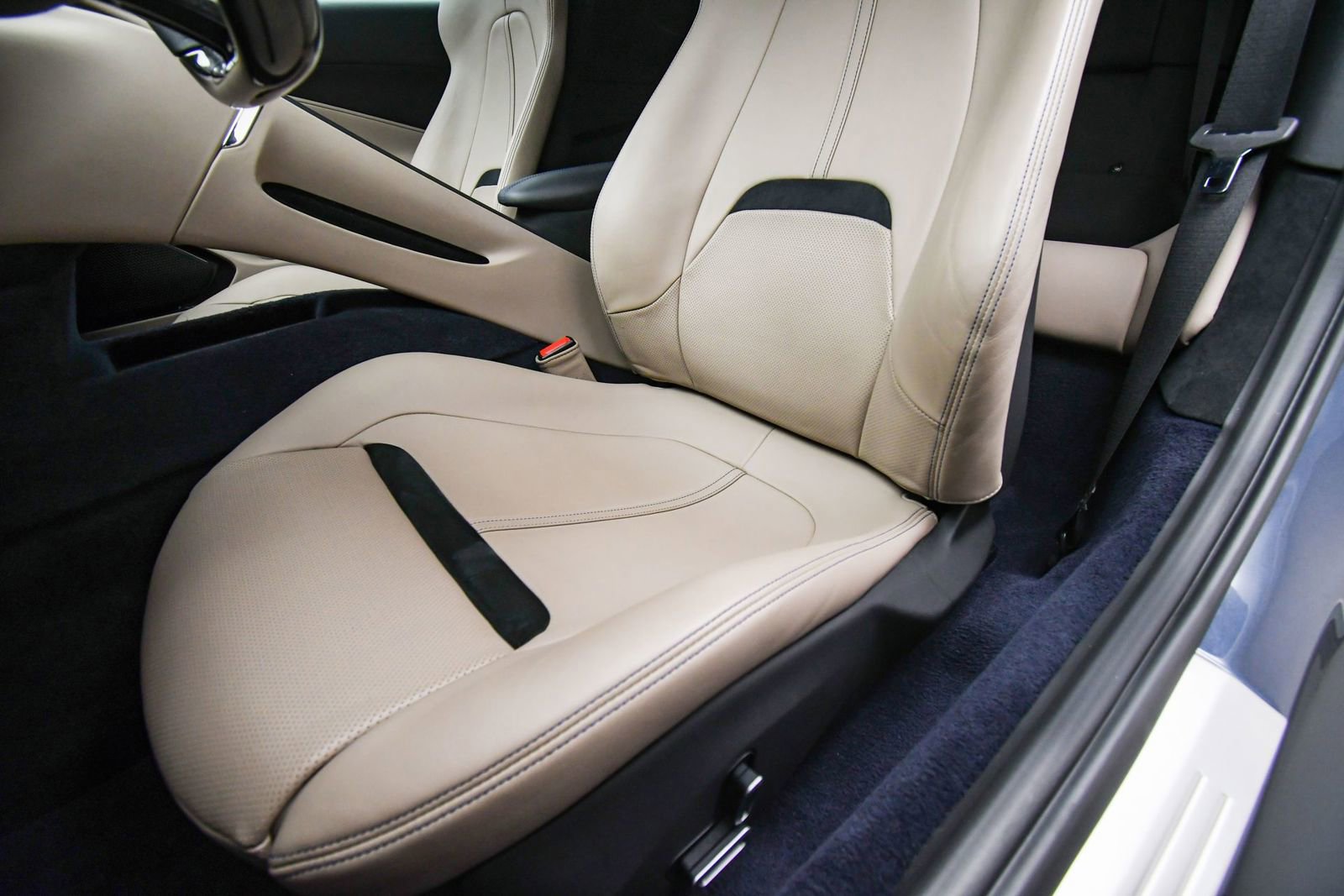 Certified 2022 Ferrari Roma image 60