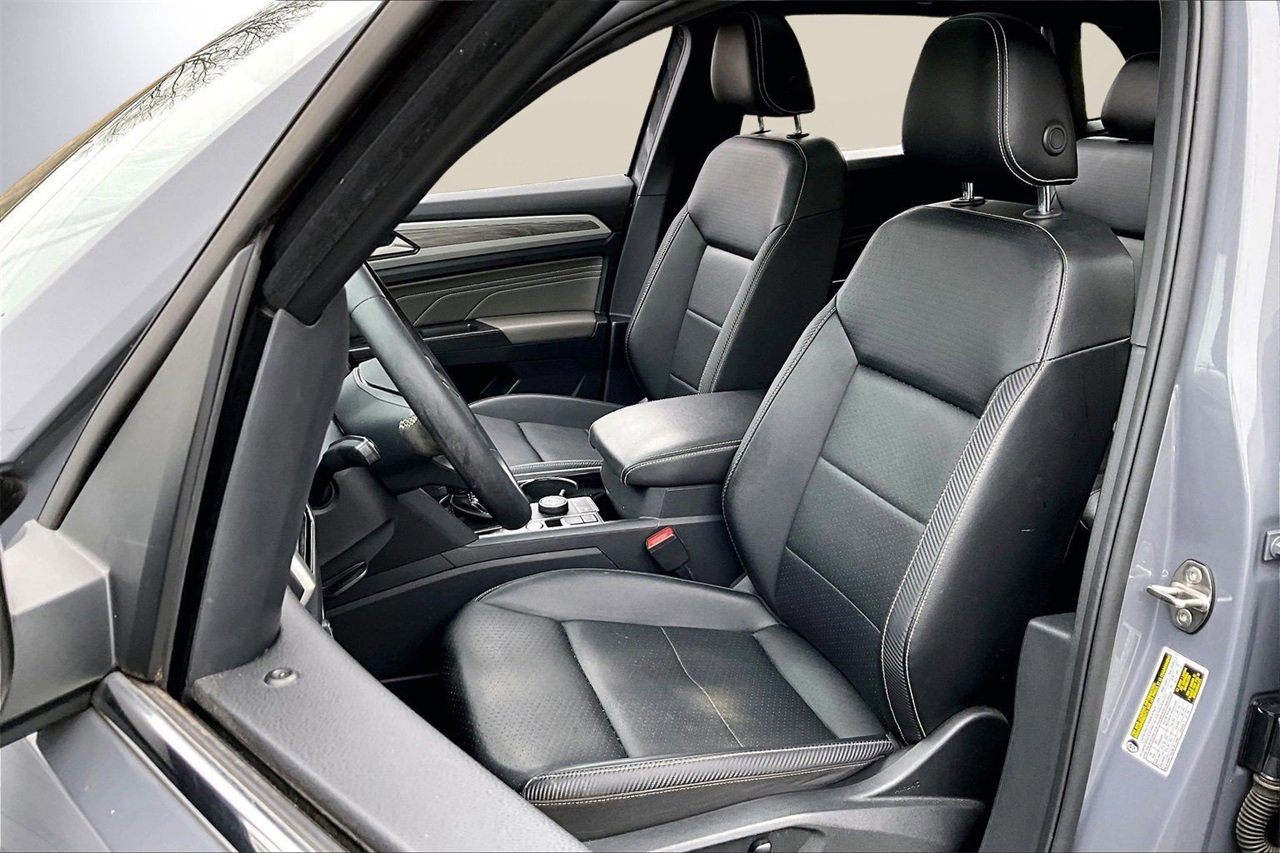 Used 2022 Volkswagen Atlas Cross Sport SE image 21