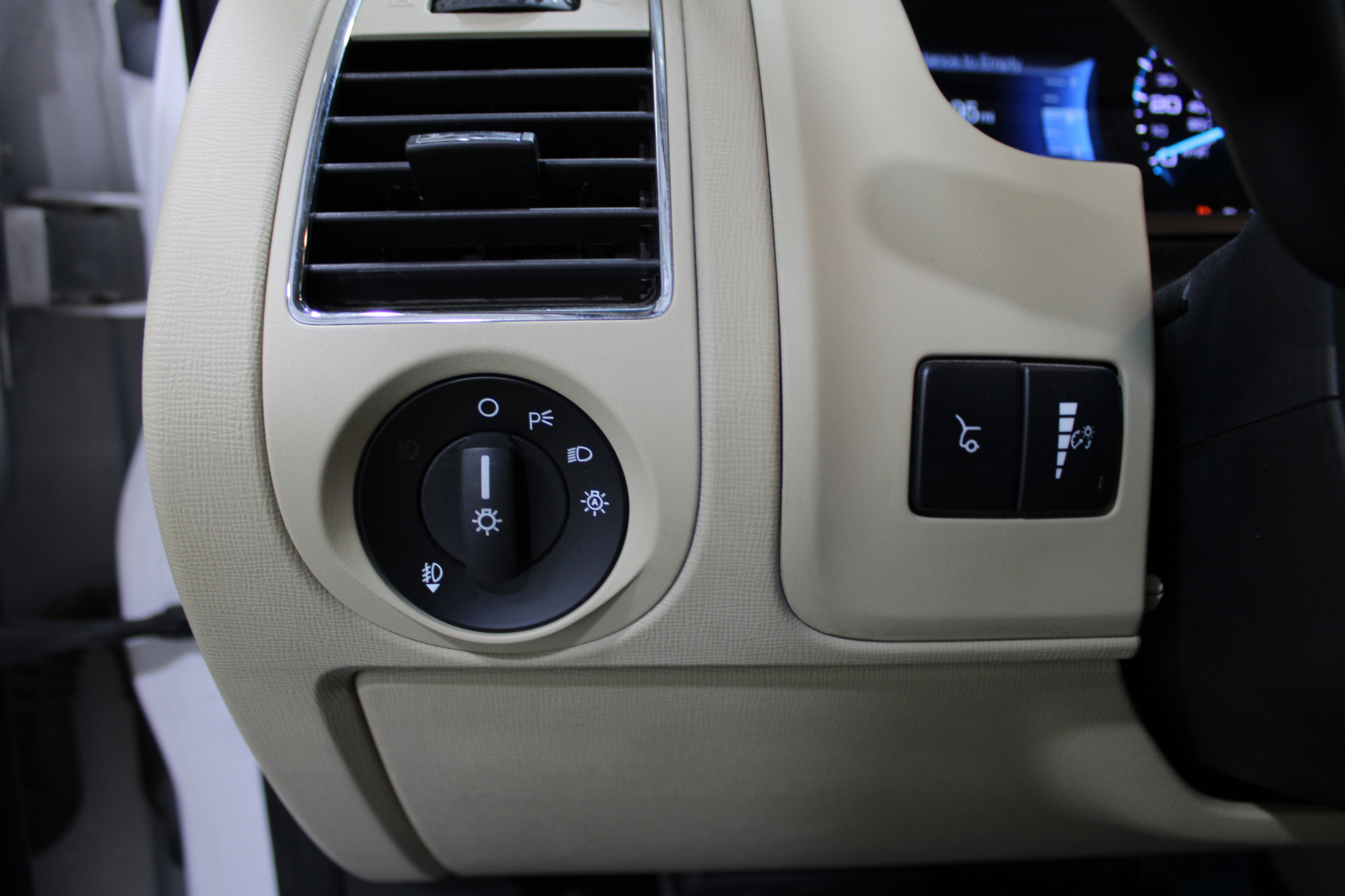 Used 2016 Ford Flex Limited w/ Equipment Group 301A image 9