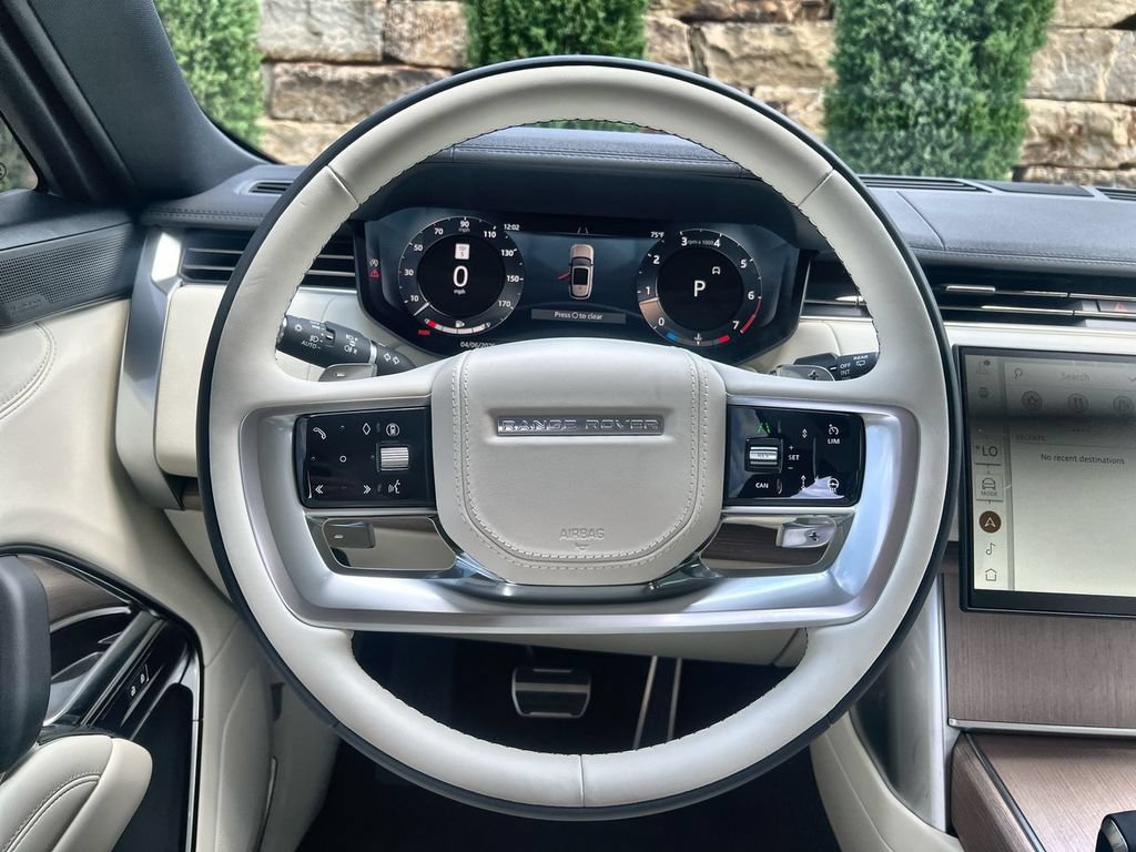 New 2026 Land Rover Range Rover Long Wheelbase SE AWD/4WD image 22