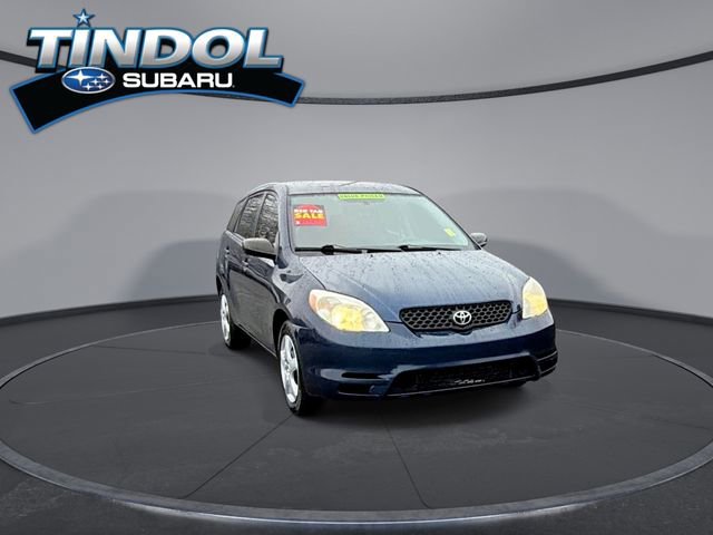 Used 2004 Toyota Matrix image 2