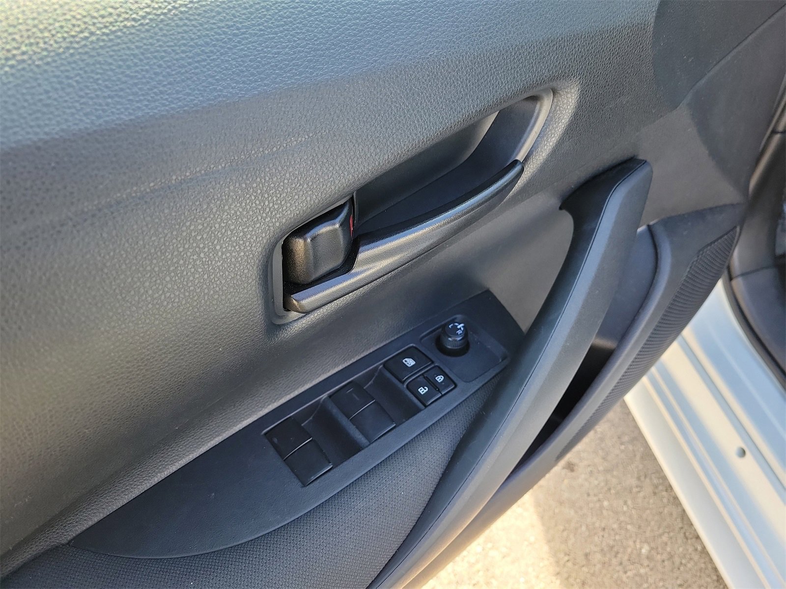 Certified 2024 Toyota Corolla LE image 19